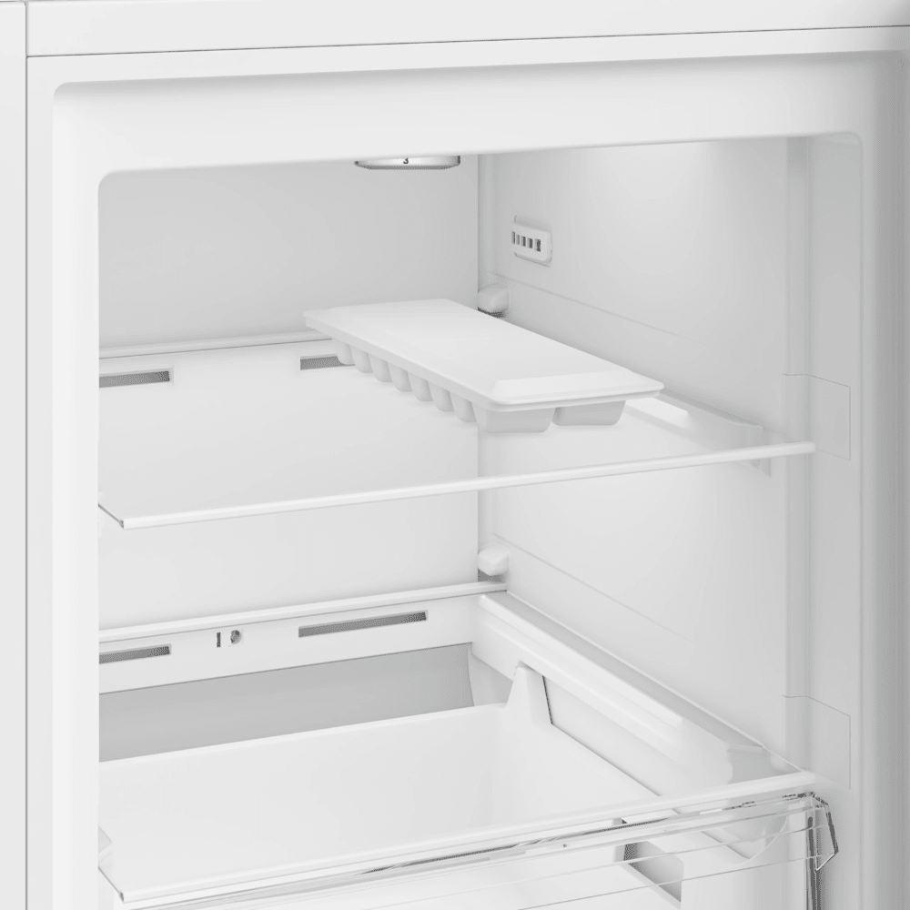 מקפיא 7 מגירות 260 ליטר Blomberg FNT3676WP - גימור לבן - K.B.V