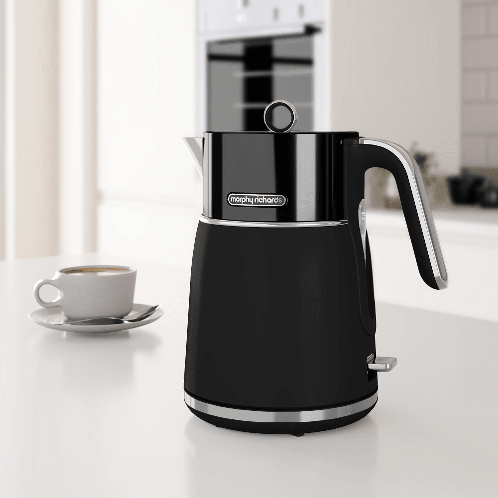 קומקום חשמלי 1.5 BLACK ליטר Morphy Richards 100744 - K.B.V